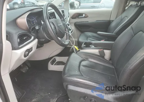 2018 Chrysler Pacifica Touring L Plus z USA, uszkodzony, nr VIN 2C4RC1EG7JR113929